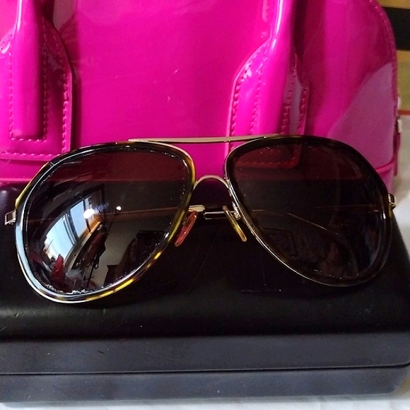 DVF Diane von Furstenberg Stunning Vintage Tortoiseshell Sunglasses with Case - Picture 6 of 14